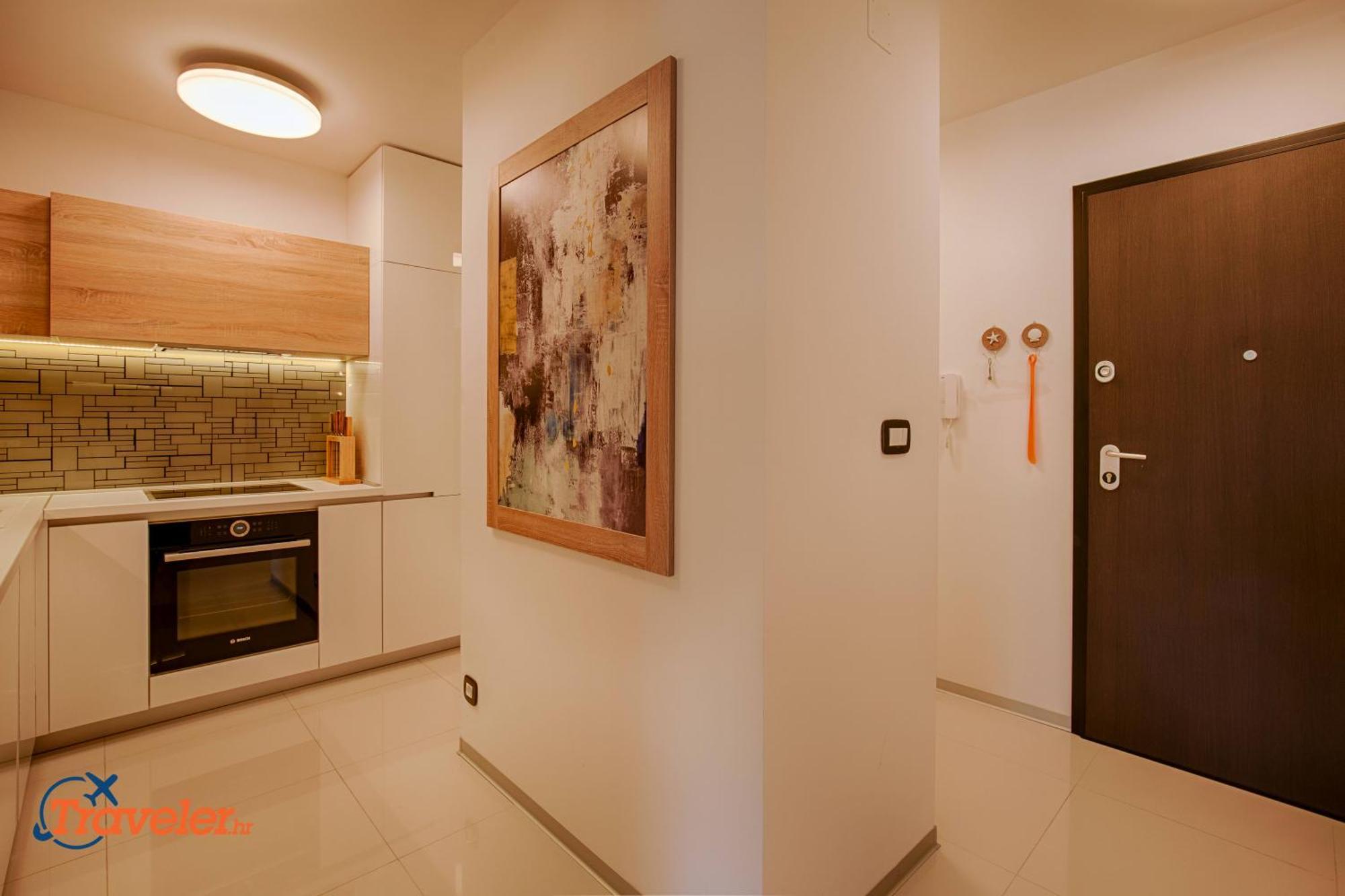 Deluxe New Apartments - Few Steps From The Beach - Luxury Holiday With Style - By Traveler Tourist Agency Krk Veglia Exterior foto