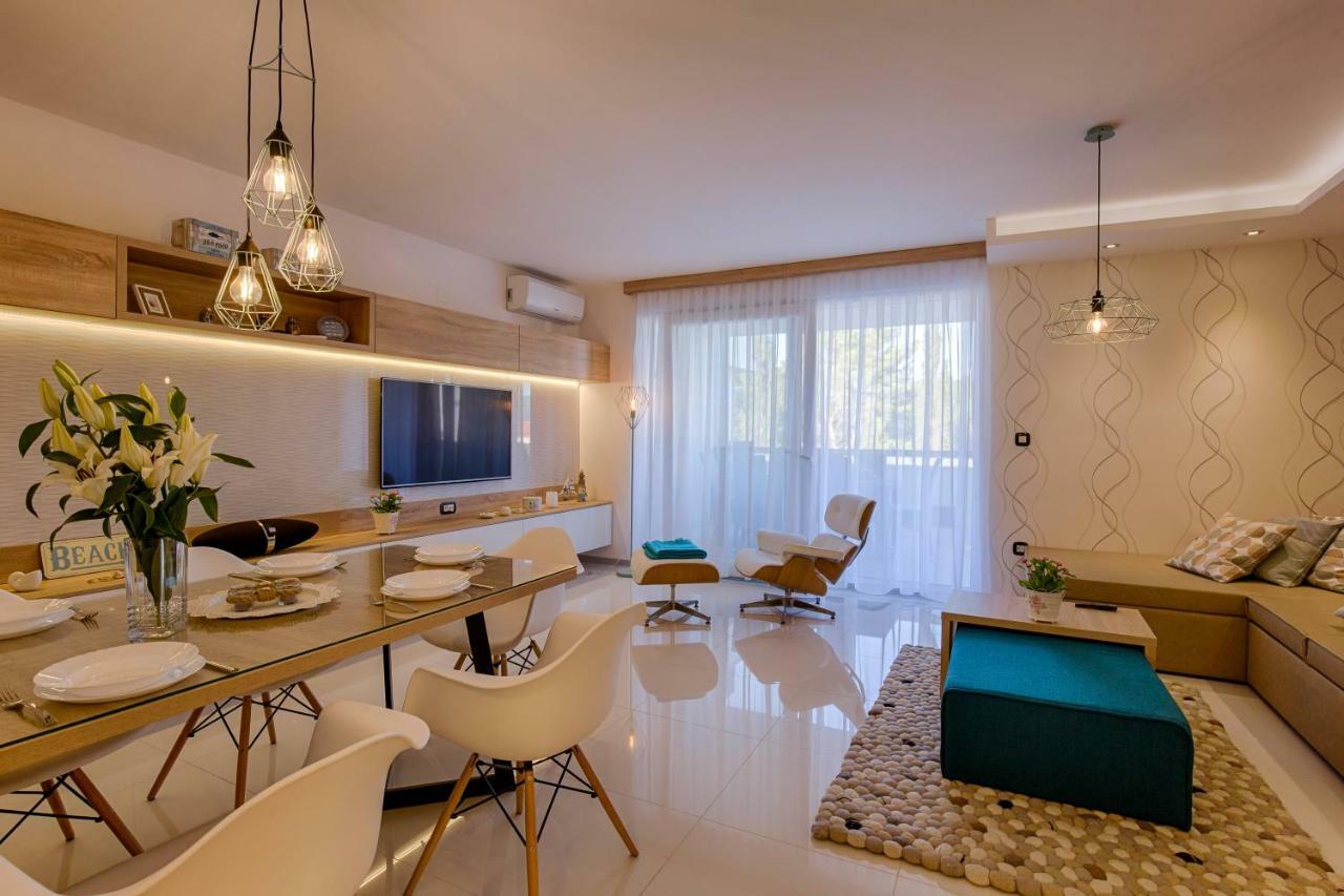 Deluxe New Apartments - Few Steps From The Beach - Luxury Holiday With Style - By Traveler Tourist Agency Krk Veglia Exterior foto