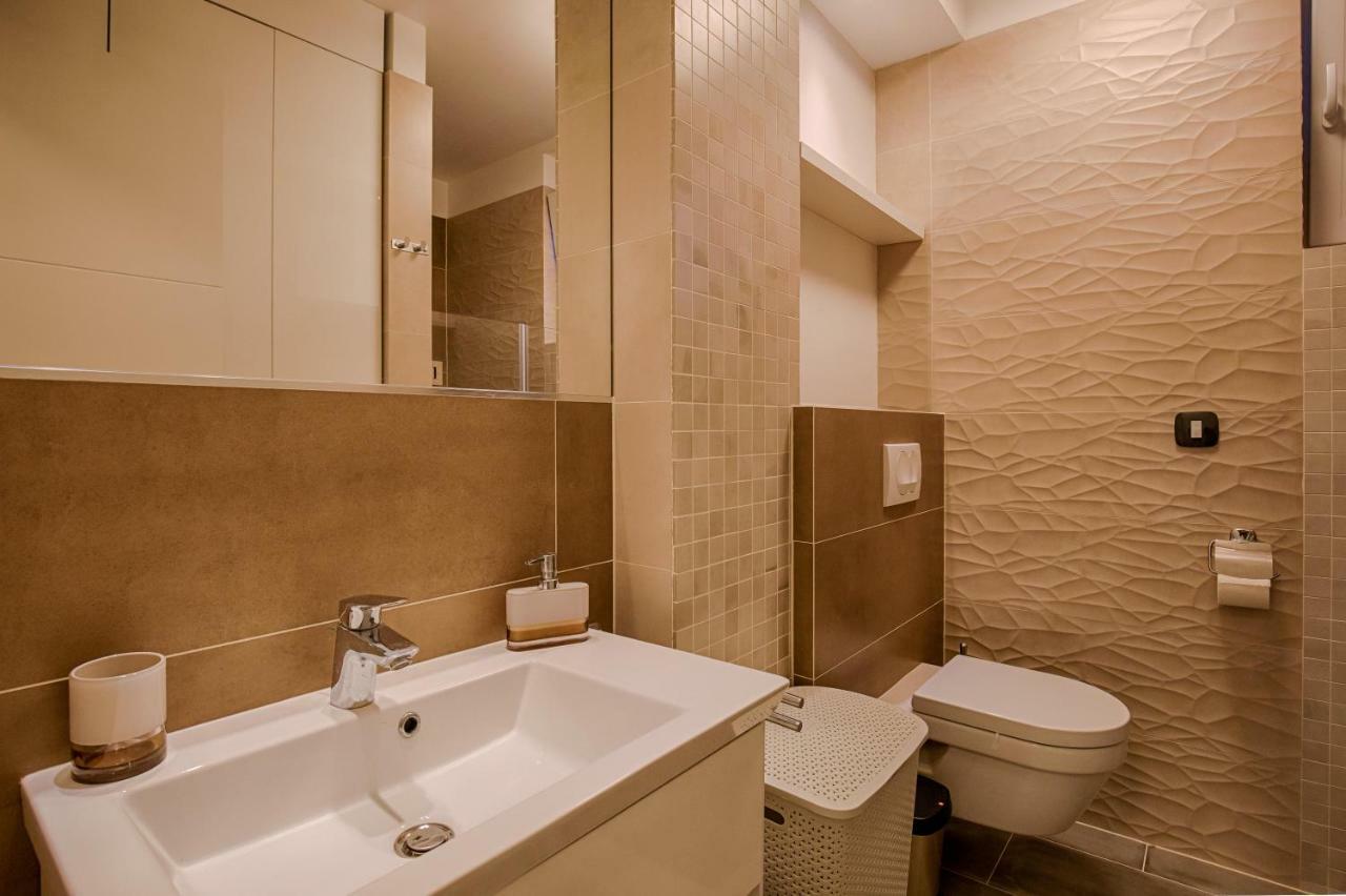 Deluxe New Apartments - Few Steps From The Beach - Luxury Holiday With Style - By Traveler Tourist Agency Krk Veglia Exterior foto